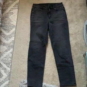 American Eagle Mom Jean